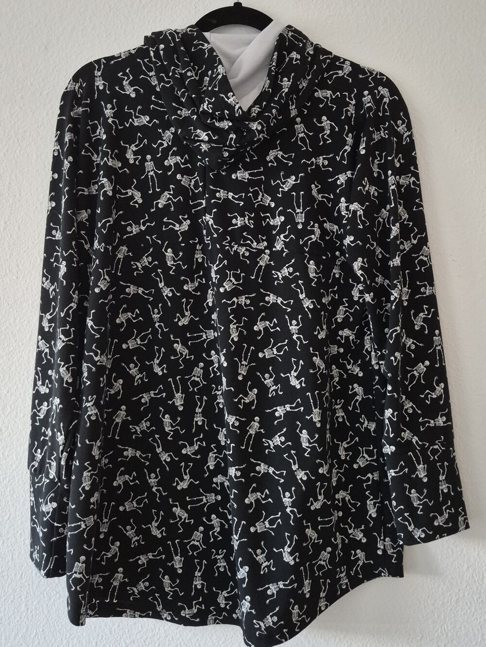 LuLaRoe Halloween Skeleton Hoodie - Picture 3 of 4